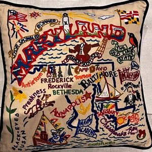 Cat Studio Maryland Pillow